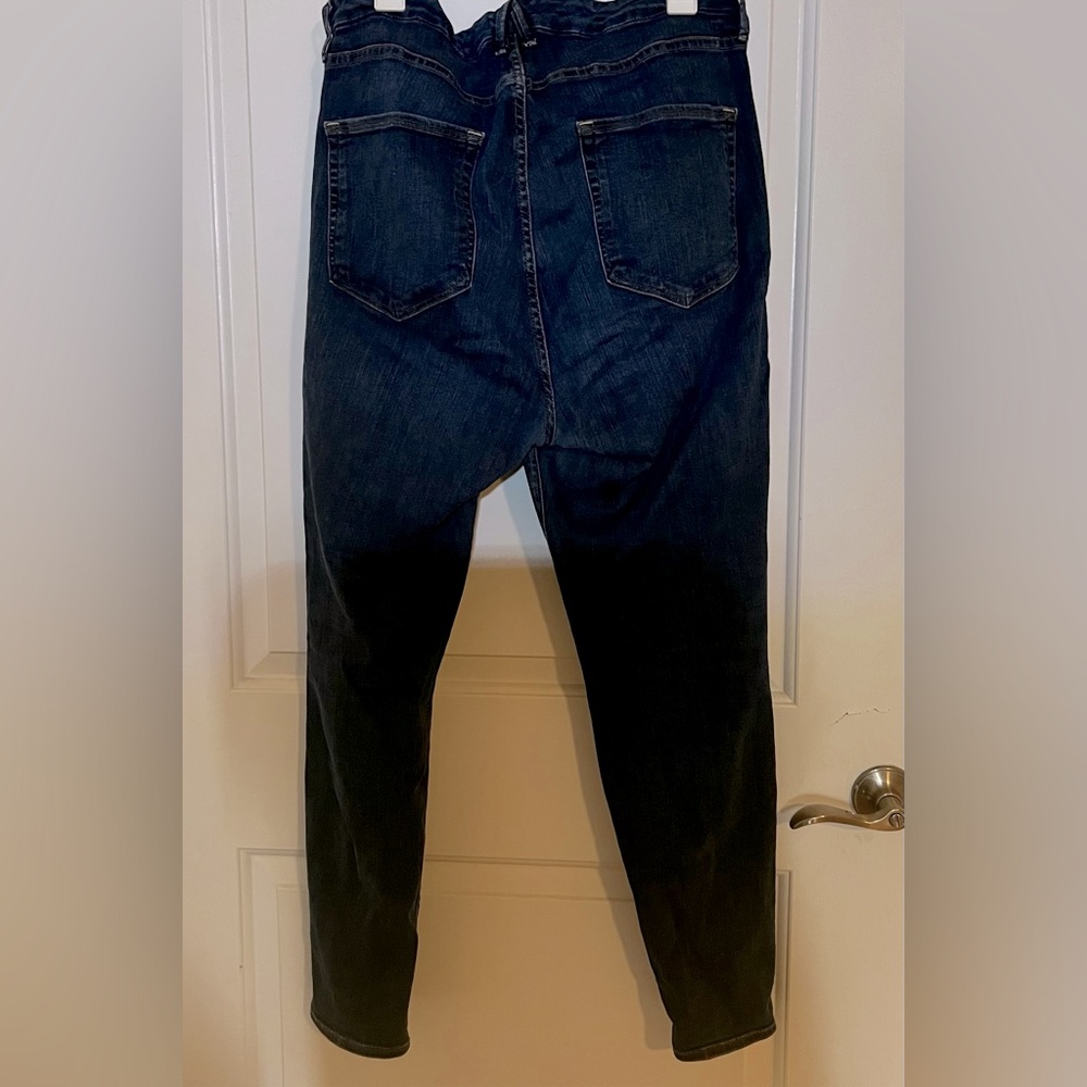 Good American Good Legs Skinny Jeans - size 20